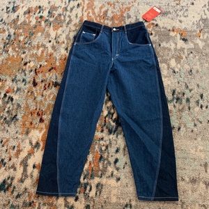 Levi’s size 31 Levi’s red jeans twisted loose high rise loose fit twisted